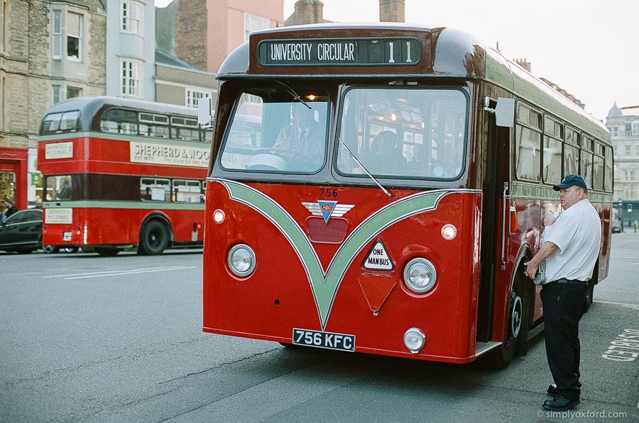 20190330_Twilight_Bus_F100_50-1.2_Lomo_800_24_web