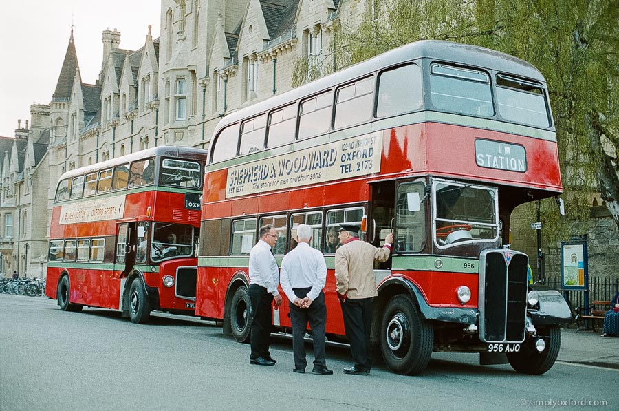 20190330_Twilight_Bus_F100_50-1.2_Lomo_800_26_web